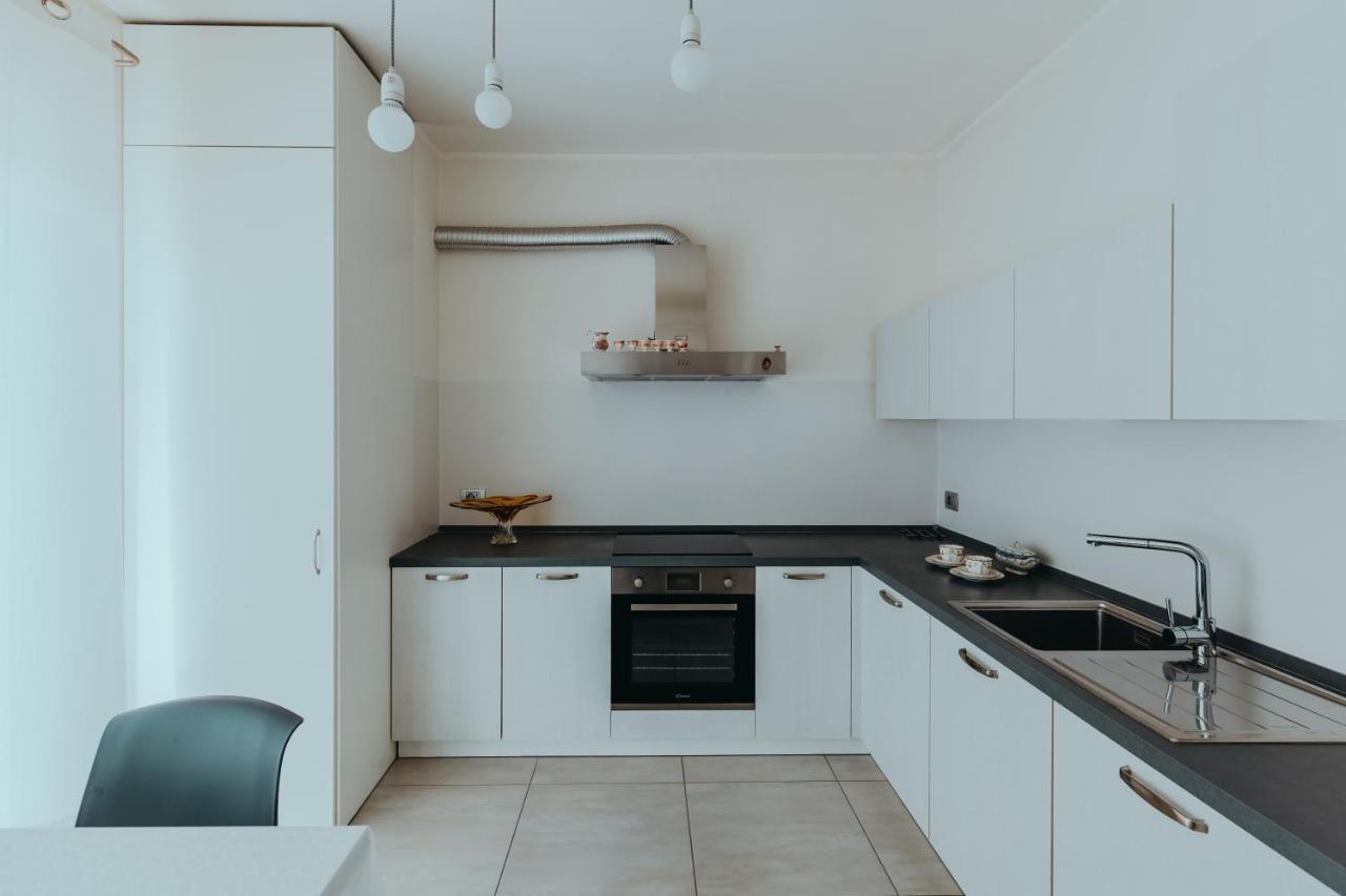 The Attico Apartment Padenghe sul Garda Exterior photo